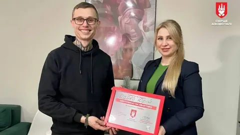 Морпіх Юрій Сайко отримав квартиру в Одесі від «Серця Азовсталі»