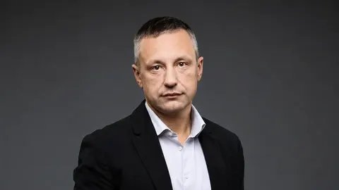 Росіяни зняли фільм про Драмтеатр просто на місці злочину