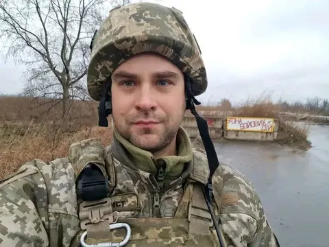 Маріуполець-військовий пропонує обмежити право голосу для ухилянтів
