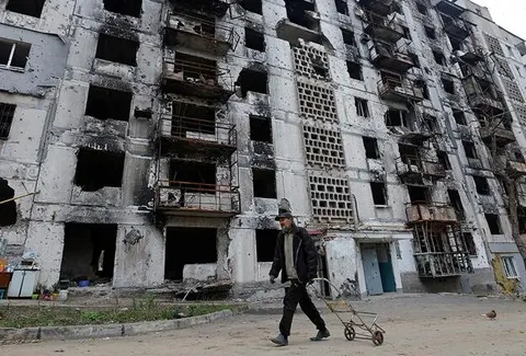У Маріуполі в людей забирають житло під приводом «відновлення»