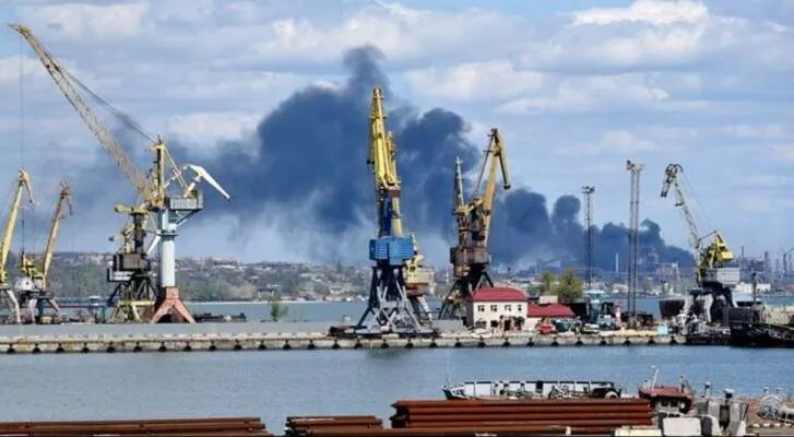 Окупанти хочуть перетворити порт Маріуполя на полігон для дронів і «ройового ШІ»