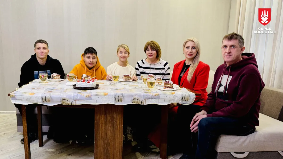 Захисник Маріуполя Олексій Бєлоусов отримав квартиру від «Серця Азовсталі»