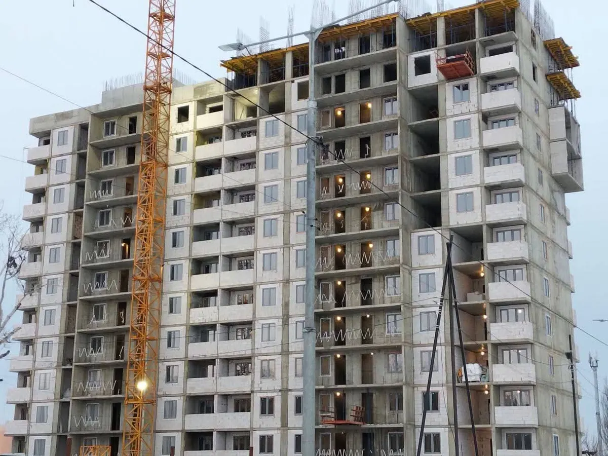 Окупанти з 2027 року вводитимуть у Маріуполі внески на капремонт