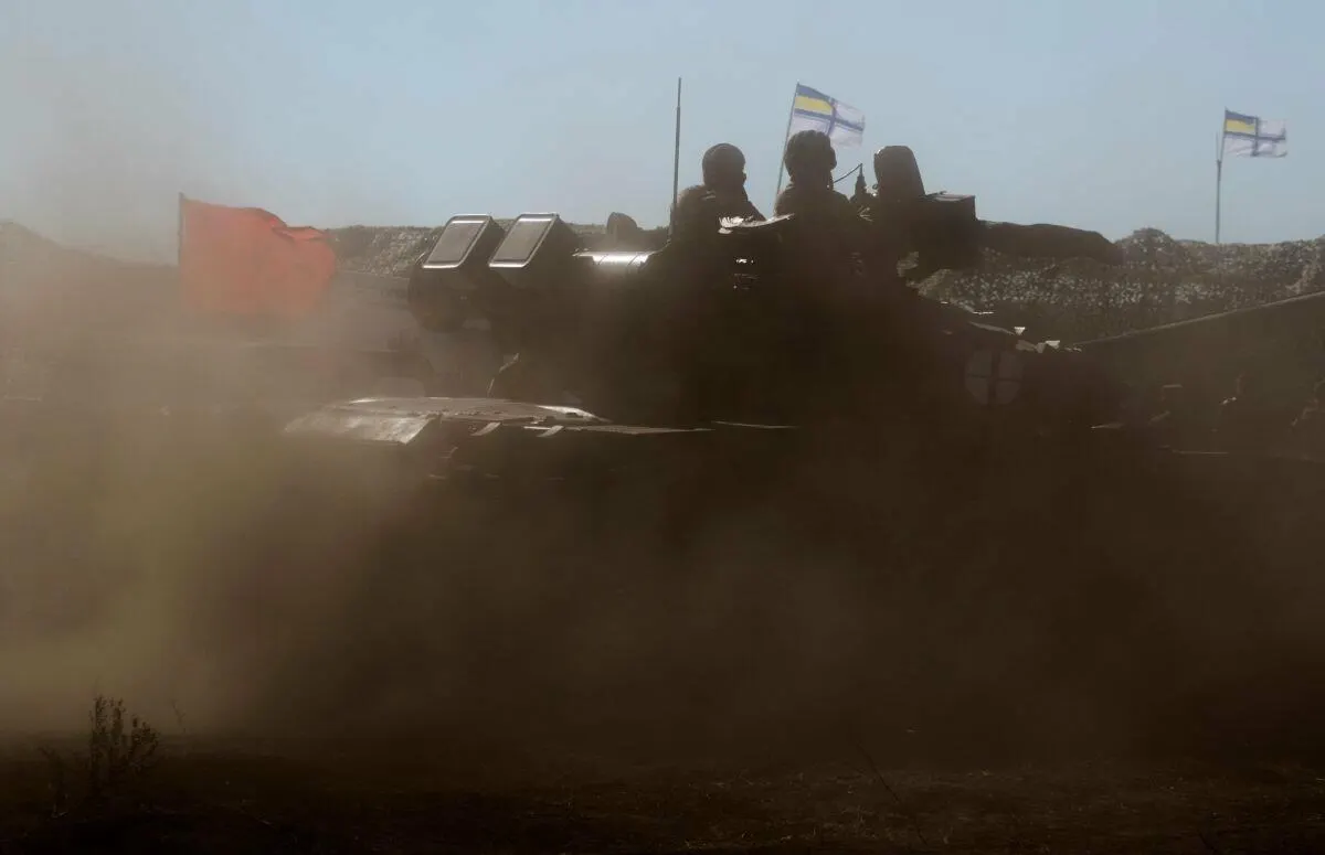 У Маріуполі вночі прогриміли вибухи: уражено торговельний центр