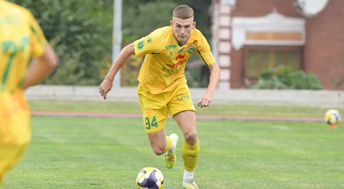 Перша ліга: «Нива» долає лідера, «Фенікс-Маріуполь» виграє на 90-й хвилині