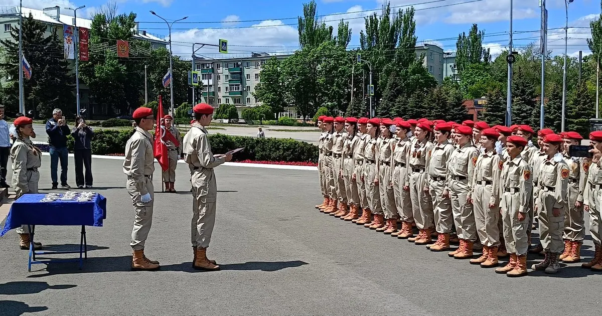 Російські підручники в окупації: як дітям викладають історію України
